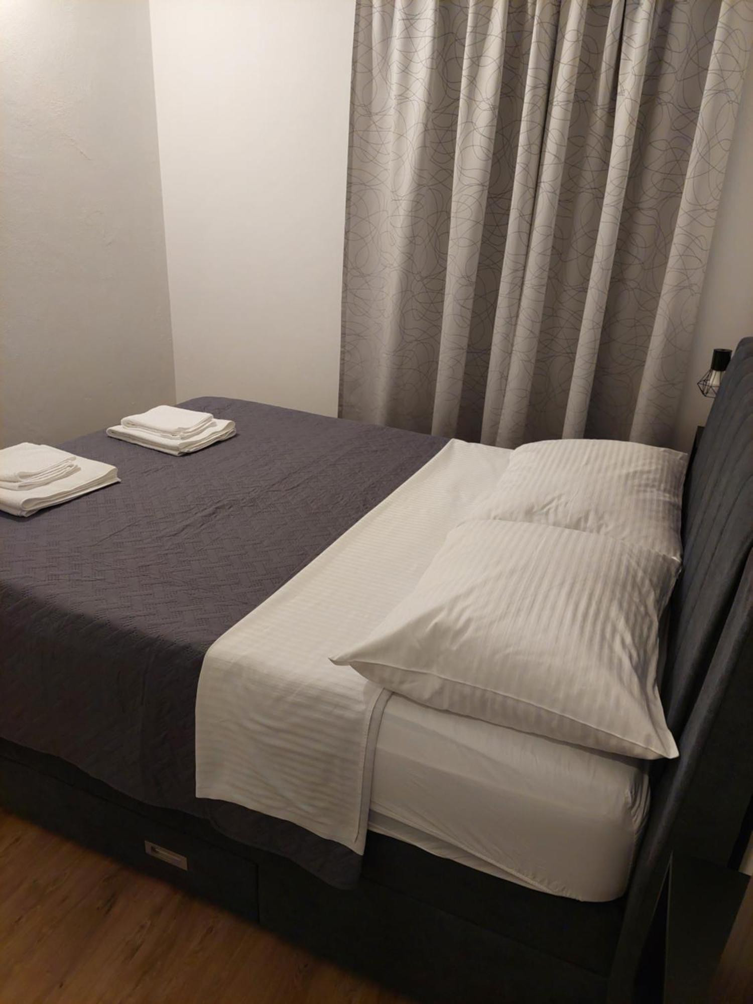 סטאריגרד-פקלניצה Apartmani Karla Paklenica מראה חיצוני תמונה